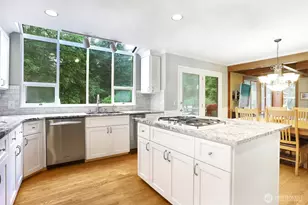 18452 NE 199th St, Woodinville, WA 98077 - Photo 9