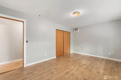 7721 Locust Avenue E, Bonney Lake, WA 98391 - Photo 19