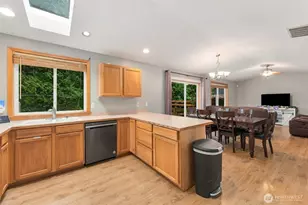 7721 Locust Ave E, Bonney Lake, WA 98391 - Photo 5