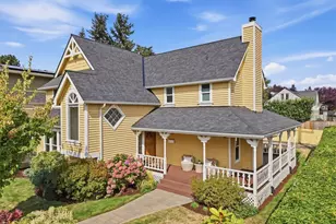 560 N 76th St, Seattle, WA 98103 - Photo 1