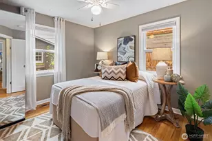 7915 34th Ave SW, Seattle, WA 98126 - Photo 9