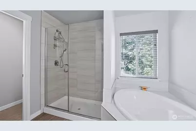 18801 124th Avenue SE, Renton, WA 98058 - Photo 27