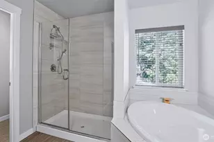 18801 124th Ave SE, Renton, WA 98058 - Photo 27