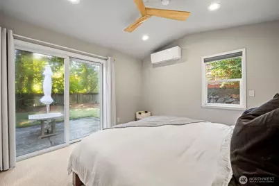 8225 22nd Place NE, Seattle, WA 98115 - Photo 15
