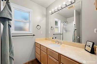 8225 22nd Place NE, Seattle, WA 98115 - Photo 17