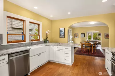7426 Keen Way N, Seattle, WA 98103 - Photo 5