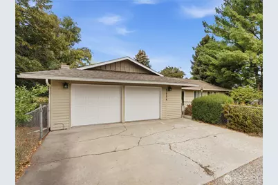 2446 N Ashland Avenue, East Wenatchee, WA 98802 - Photo 3