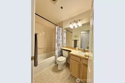 2610 118th Avenue SE #5-202, Bellevue, WA 98005 - Photo 15