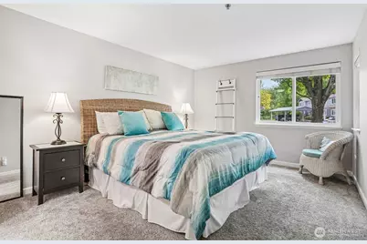 250 NW Dogwood Street #E104, Issaquah, WA 98027 - Photo 13