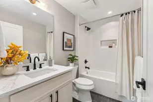 6208 43rd Ave NE, Seattle, WA 98115 - Photo 9