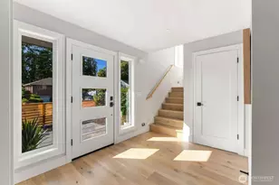6208 43rd Ave NE, Seattle, WA 98115 - Photo 3