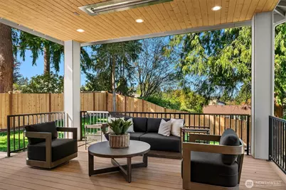 17716 NE 12th Street, Bellevue, WA 98008 - Photo 27