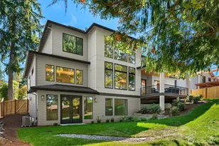 17716 NE 12th St, Bellevue, WA 98008 - Photo 29