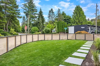 4530 NE 55th Street, Seattle, WA 98105 - Photo 15
