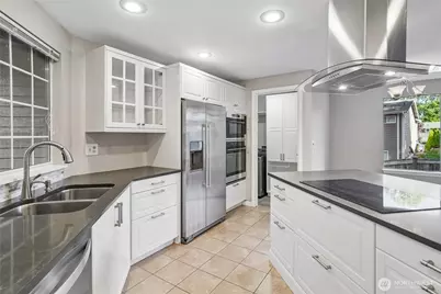 11641 NE 95th Street, Kirkland, WA 98033 - Photo 3