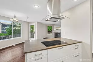 11641 NE 95th St, Kirkland, WA 98033 - Photo 5