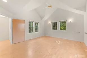 16526 128th Ave SW, Vashon, WA 98070 - Photo 23