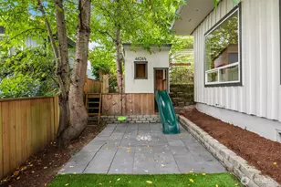 4626 33rd Ave W, Seattle, WA 98199 - Photo 27