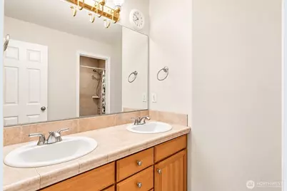 8218 NE 187th Way, Kenmore, WA 98028 - Photo 29