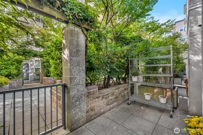 10042 Main Street #117, Bellevue, WA 98004 - Photo 29