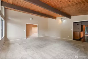 3560 Fairway Ln, Longview, WA 98632 - Photo 7