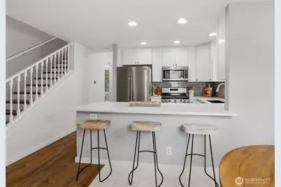 5012 Freeport Lane #B, Mukilteo, WA 98275 - Photo 11