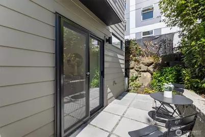 3646 B Greenwood Avenue N, Seattle, WA 98103 - Photo 29