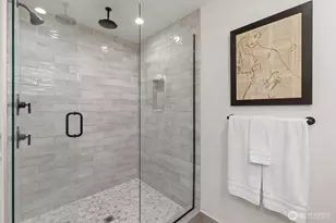 3646 B Greenwood Ave N, Seattle, WA 98103 - Photo 25