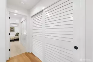 3646 B Greenwood Ave N, Seattle, WA 98103 - Photo 17