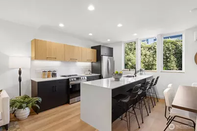 3646 B Greenwood Avenue N, Seattle, WA 98103 - Photo 7