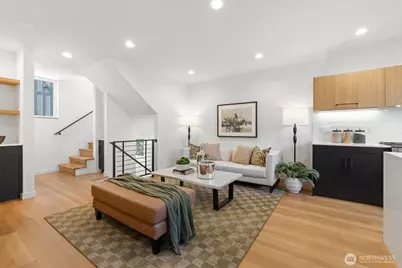 3646 B Greenwood Avenue N, Seattle, WA 98103 - Photo 3