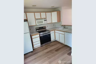 604 122nd Avenue NE, Bellevue, WA 98005 - Photo 1