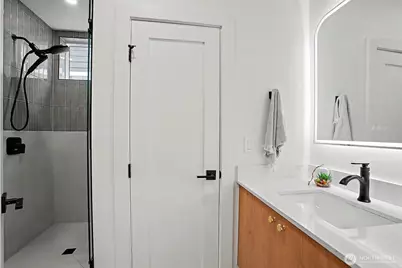 9014 4th Avenue NW, Seattle, WA 98117 - Photo 5