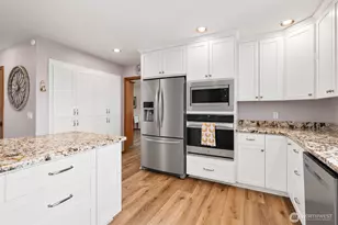 9502 184th Ave E, Bonney Lake, WA 98391 - Photo 17