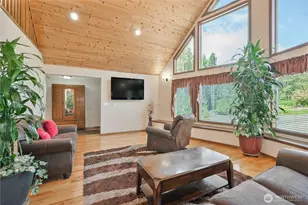 4515 Columbia Heights Rd, Longview, WA 98632 - Photo 5