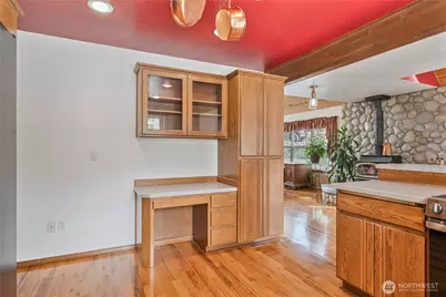 4515 Columbia Heights Road, Longview, WA 98632 - Photo 9