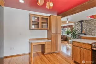 4515 Columbia Heights Rd, Longview, WA 98632 - Photo 9
