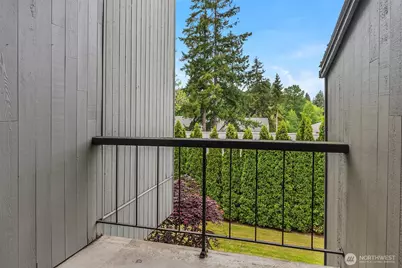 6582 137th Avenue NE #414, Redmond, WA 98052 - Photo 23