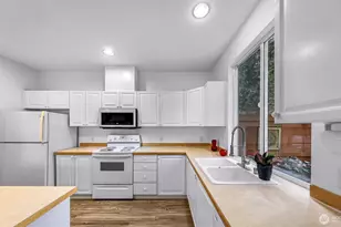 14007 69th Dr SE, Snohomish, WA 98296 - Photo 9