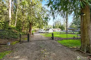 51 S Bayview Dr, Port Ludlow, WA 98365 - Photo 33