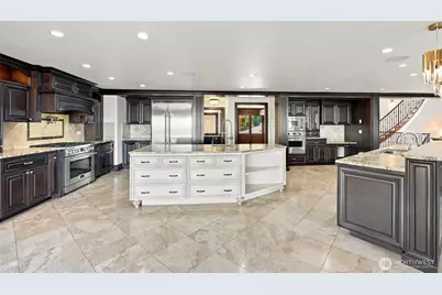 8711 Talbot Road, Edmonds, WA 98026 - Photo 13