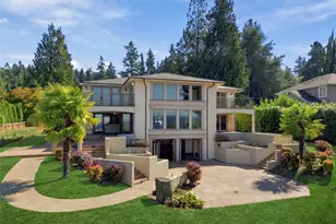 8711 Talbot Rd, Edmonds, WA 98026 - Photo 3