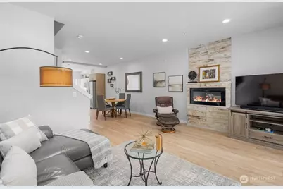 7628 222nd Street SW #A4, Edmonds, WA 98026 - Photo 11