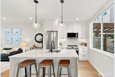 6016 California Avenue SW #D, Seattle, WA 98136 - Photo 9