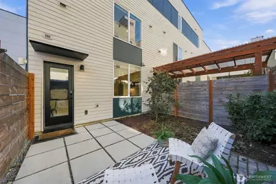 6016 California Avenue SW #D, Seattle, WA 98136 - Photo 31