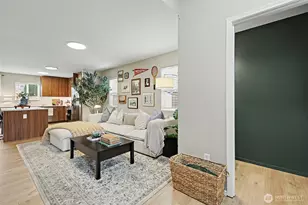 28112 239th Pl SE, Maple Valley, WA 98038 - Photo 5
