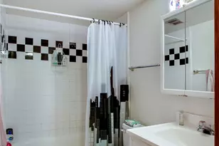 5030 15th Ave NE, Seattle, WA 98105 - Photo 17