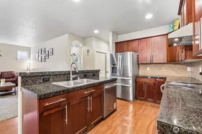 305 NW 24th Way, Battle Ground, WA 98604 - Photo 9