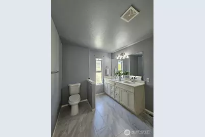 201 Glennwood Place SE, Renton, WA 98056 - Photo 23