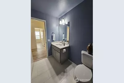201 Glennwood Place SE, Renton, WA 98056 - Photo 17